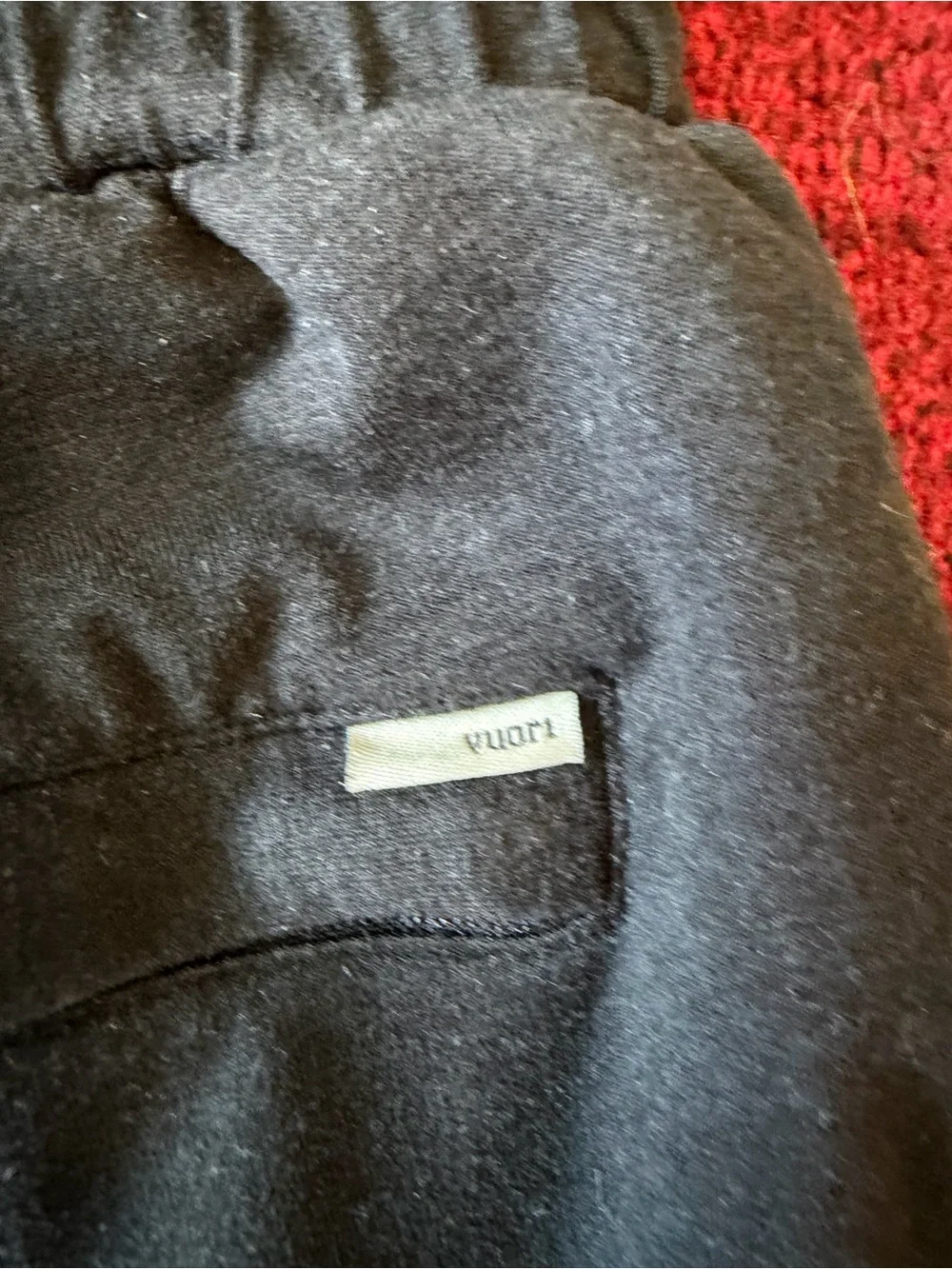 Vuori Black Sunday Performance Joggers men’s size Medium